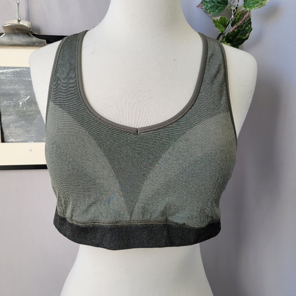 Lululemon Seamless Racerback Train Bra Light Support B/C Cup 10 - Picture 1 of 9